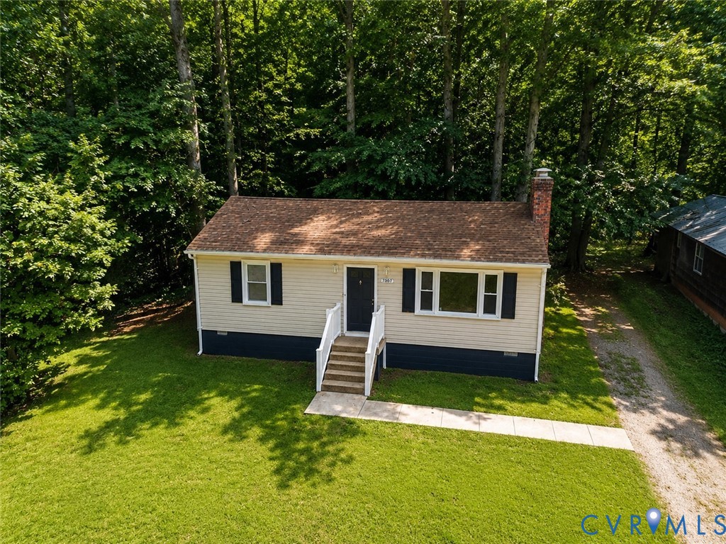 7367 Lakeshore Dr