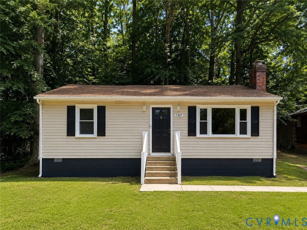 7367 Lakeshore Dr