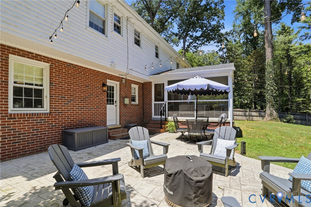 2621 Cherrytree Ln