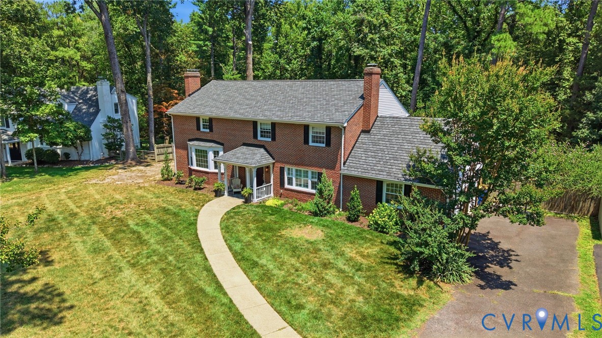2621 Cherrytree Ln