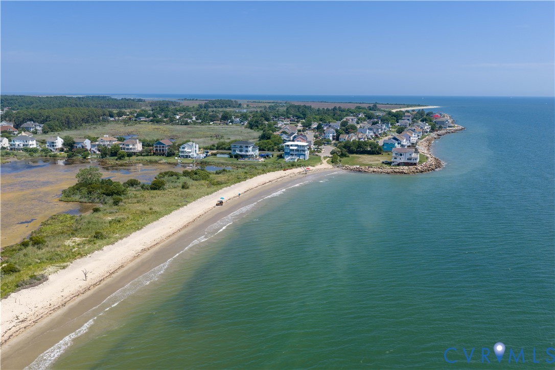 3 Lighthouse Dr
