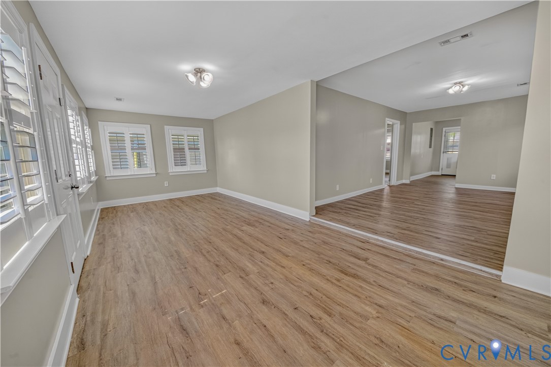 3 Lighthouse Dr