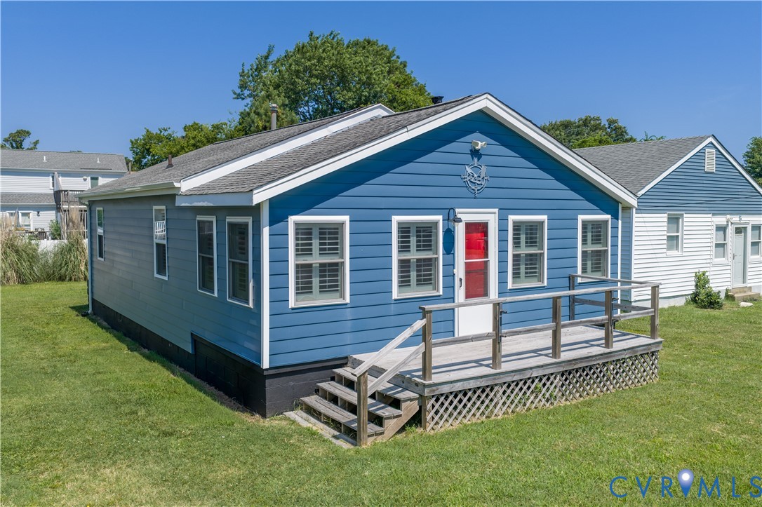 3 Lighthouse Dr