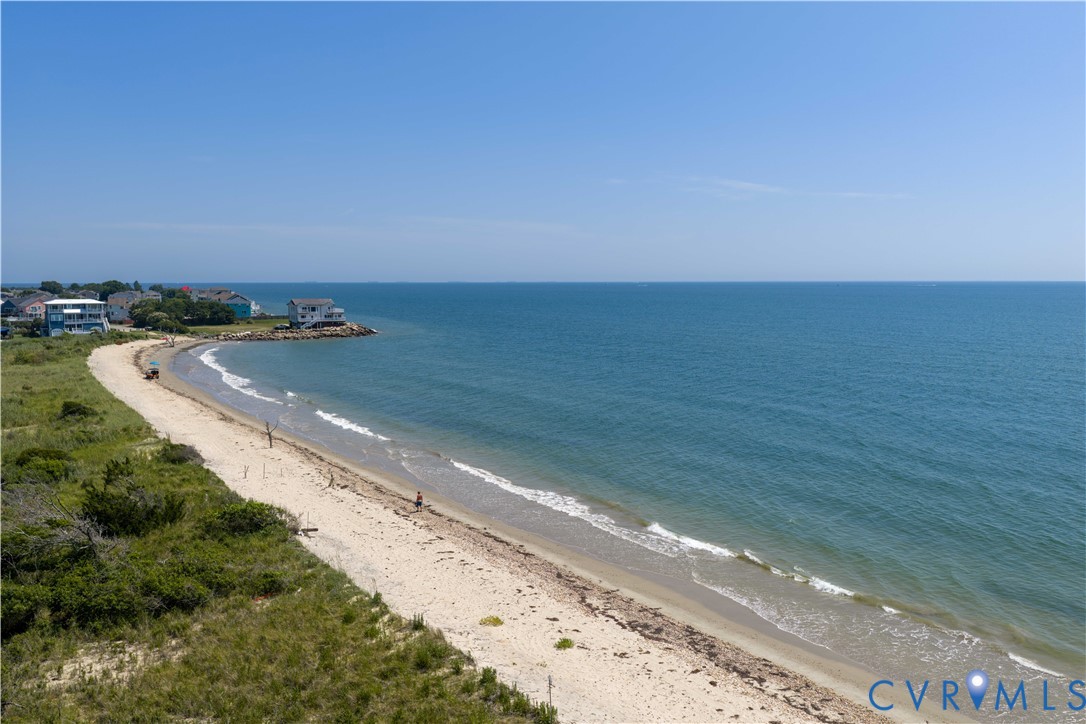 3 Lighthouse Dr