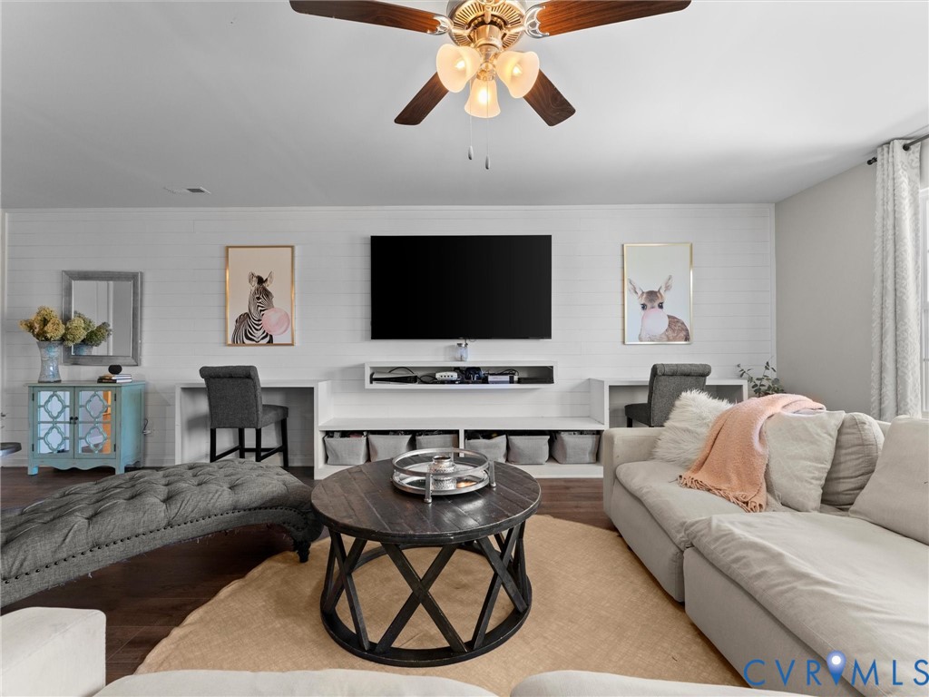 13925 Collington Mews