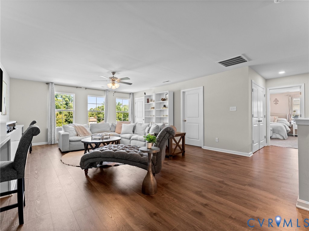 13925 Collington Mews
