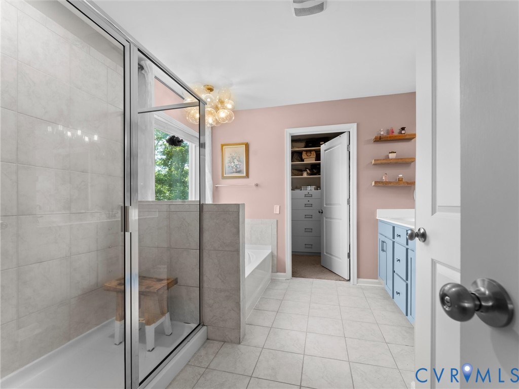 13925 Collington Mews