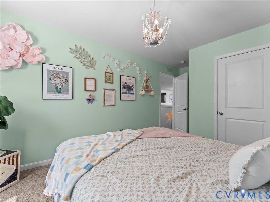 13925 Collington Mews