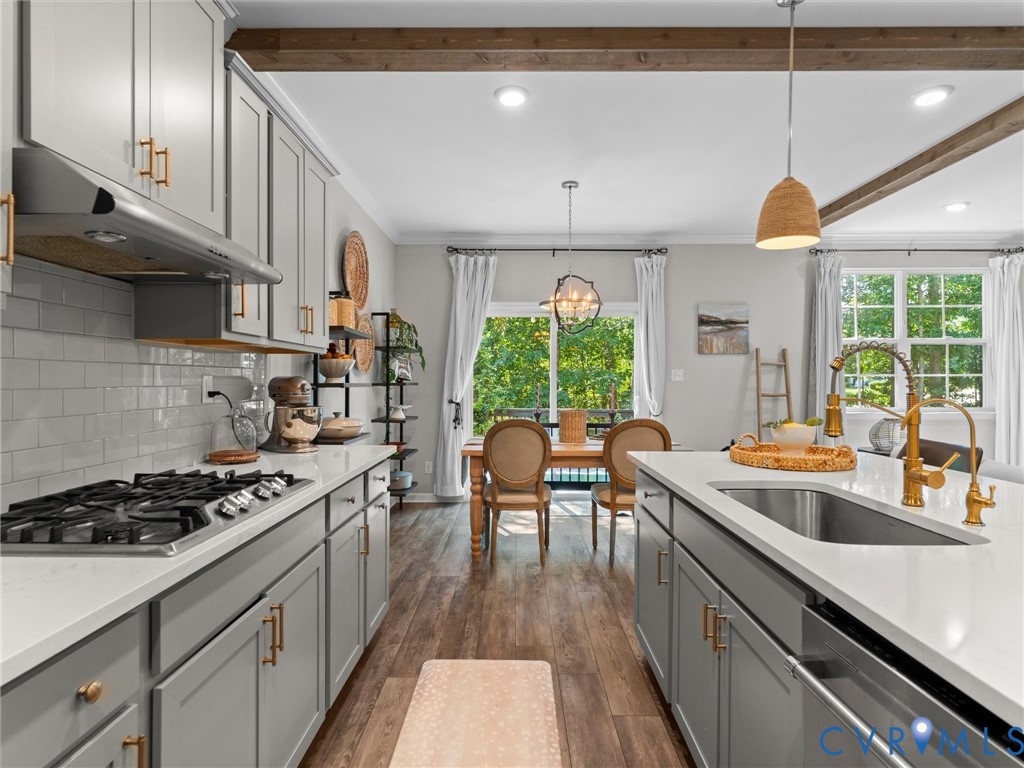 13925 Collington Mews