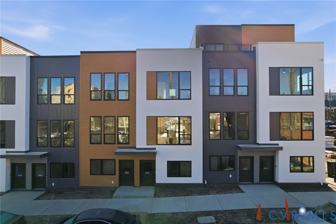 120 Manchester Mews