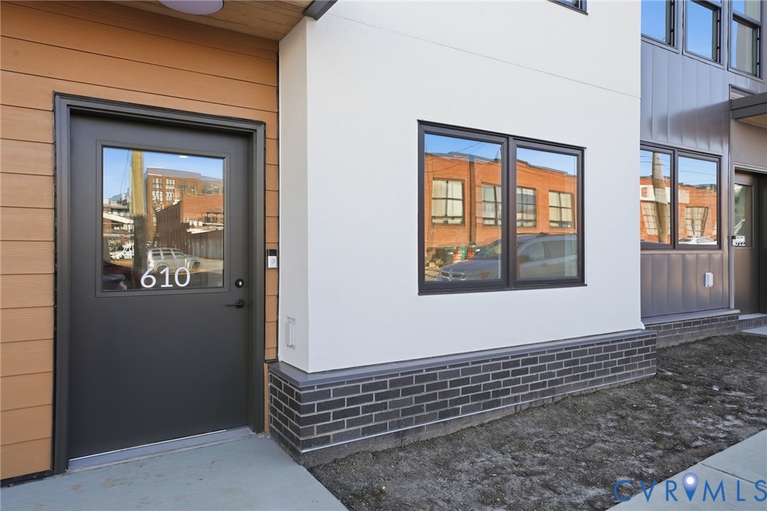 120 Manchester Mews