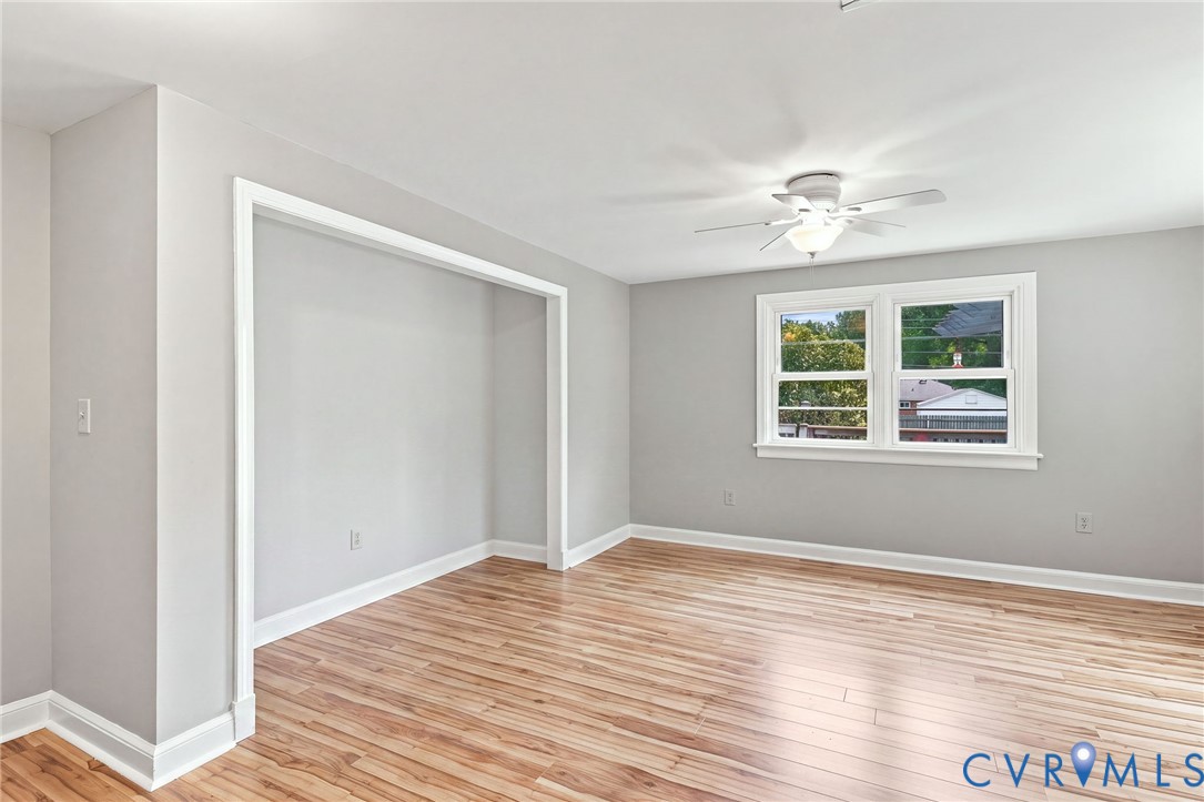 8287 Carneal Ln