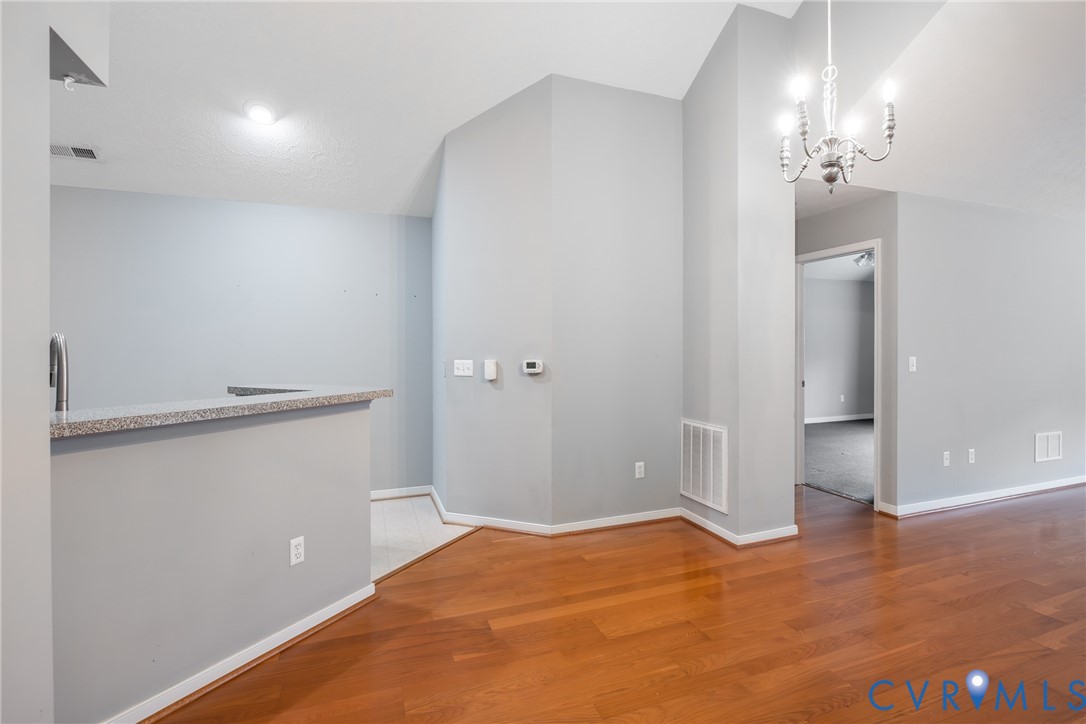 3246 Stone Manor Cir