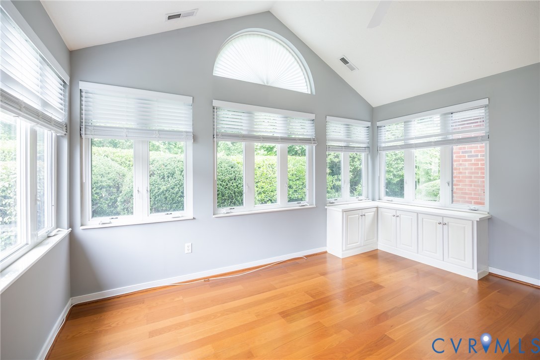 3246 Stone Manor Cir