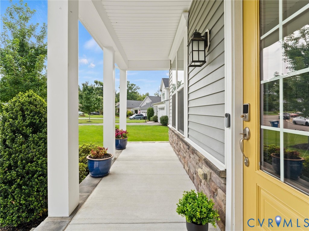 13906 Collington Mews