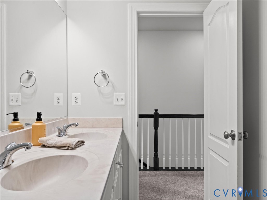 13906 Collington Mews