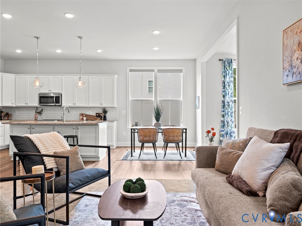 13906 Collington Mews