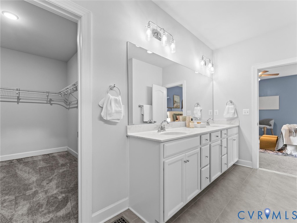 13906 Collington Mews