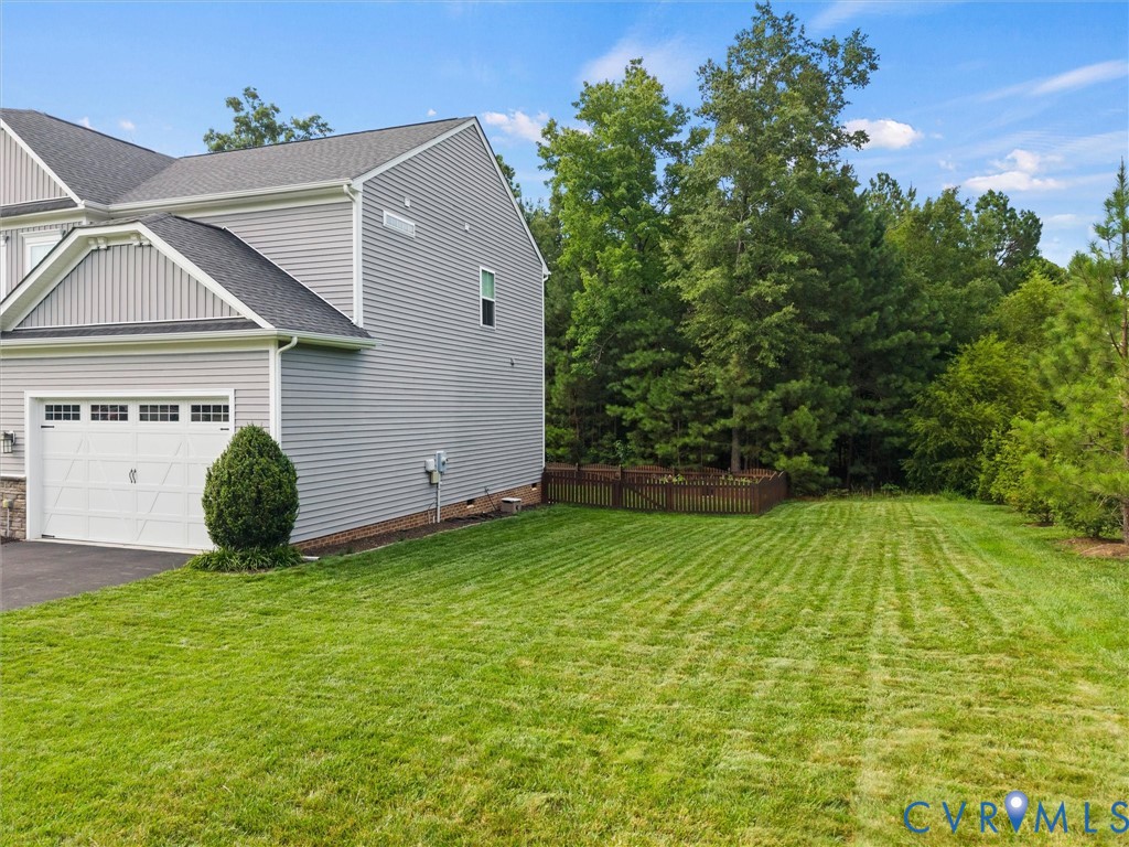 13906 Collington Mews