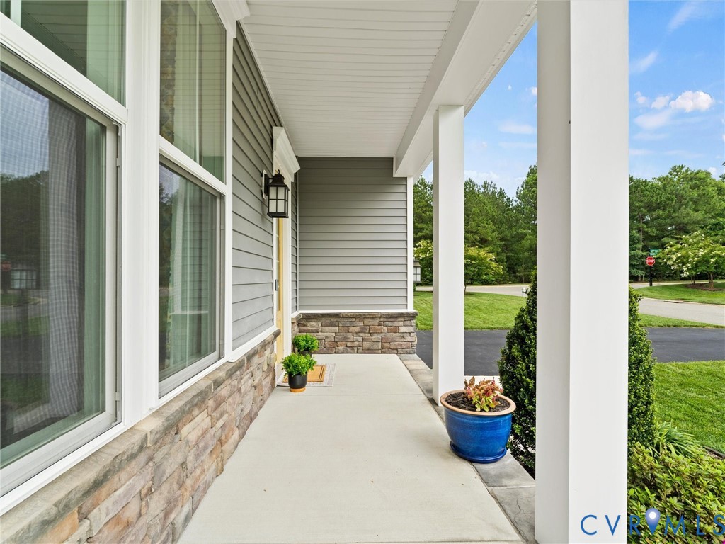 13906 Collington Mews