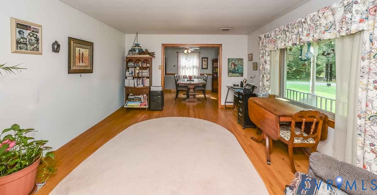8435 Old Roxbury Rd