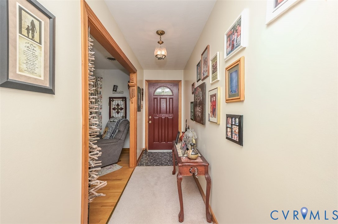 8435 Old Roxbury Rd