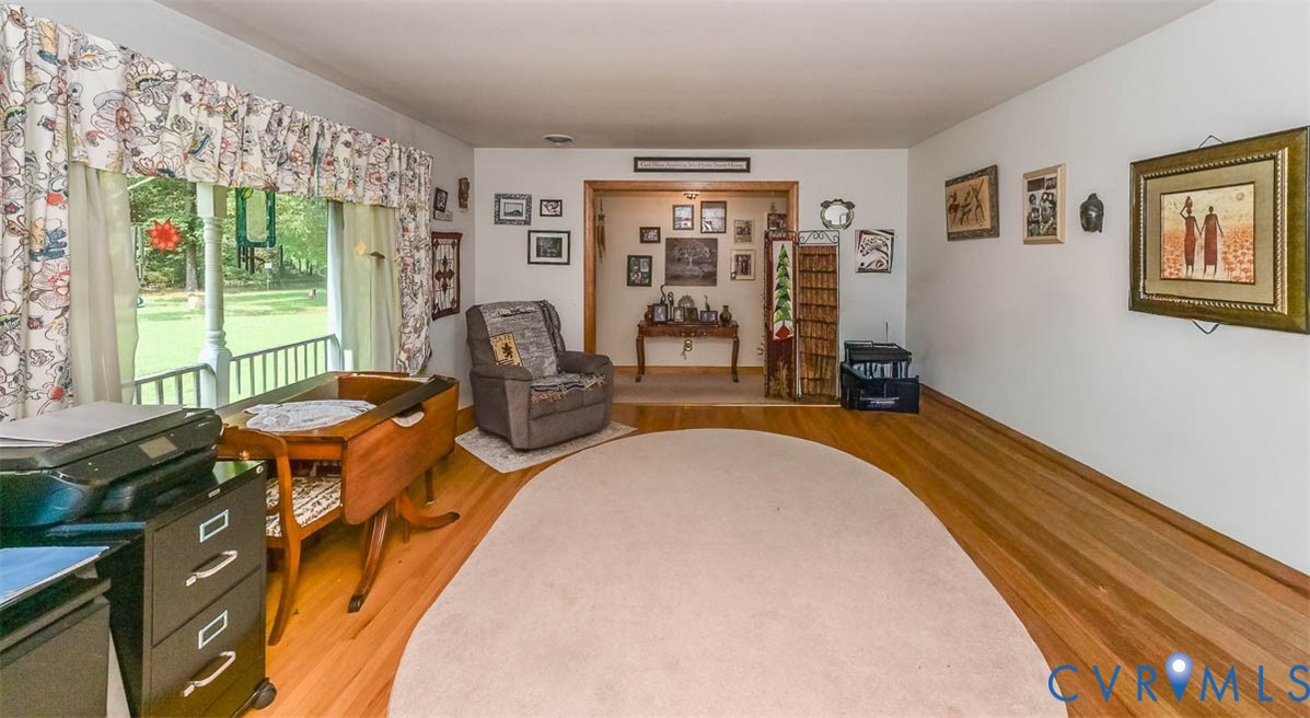 8435 Old Roxbury Rd