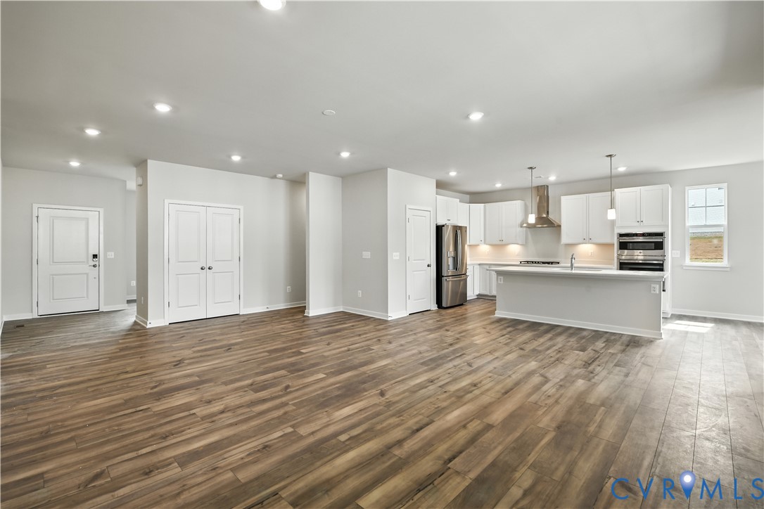 8656 Clemet Dr