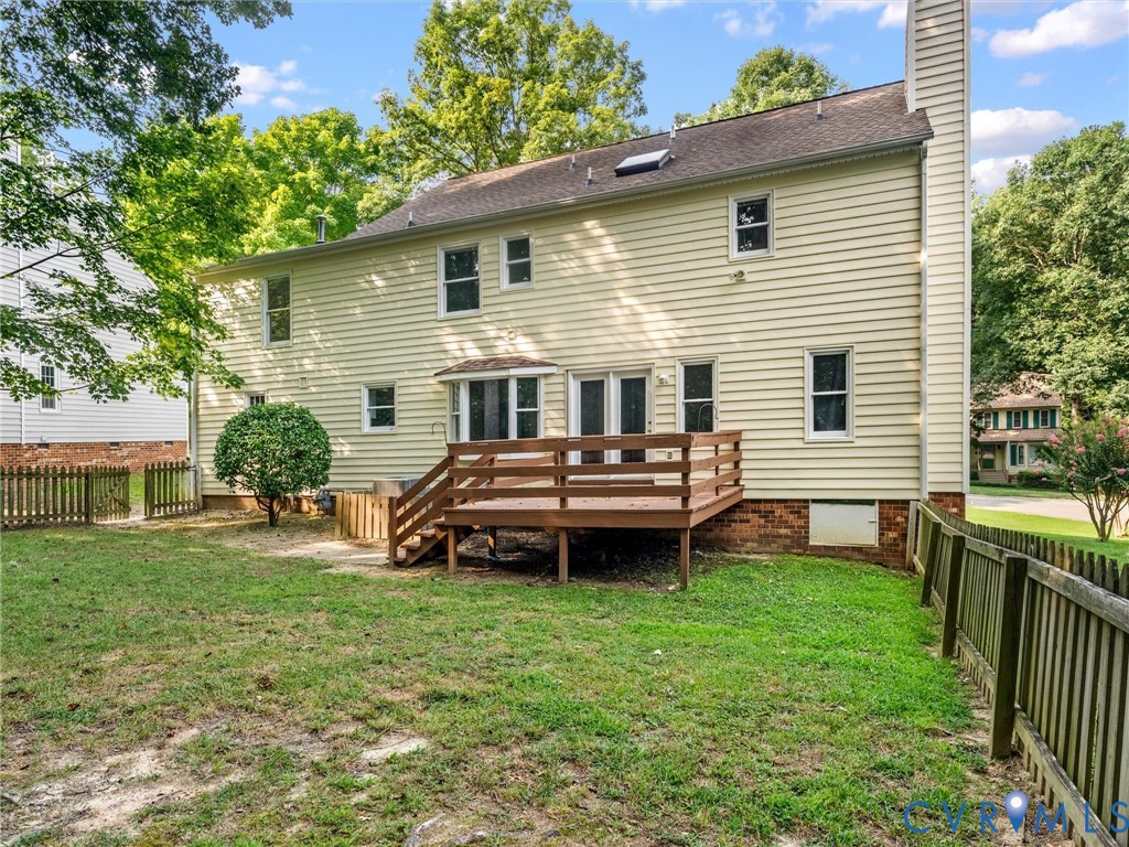 5702 Standing Oak Rd