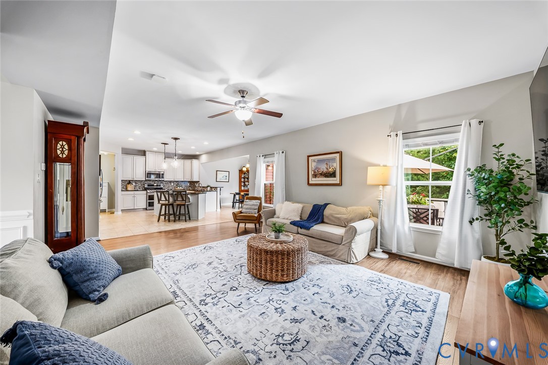 16901 White Daisy Loop
