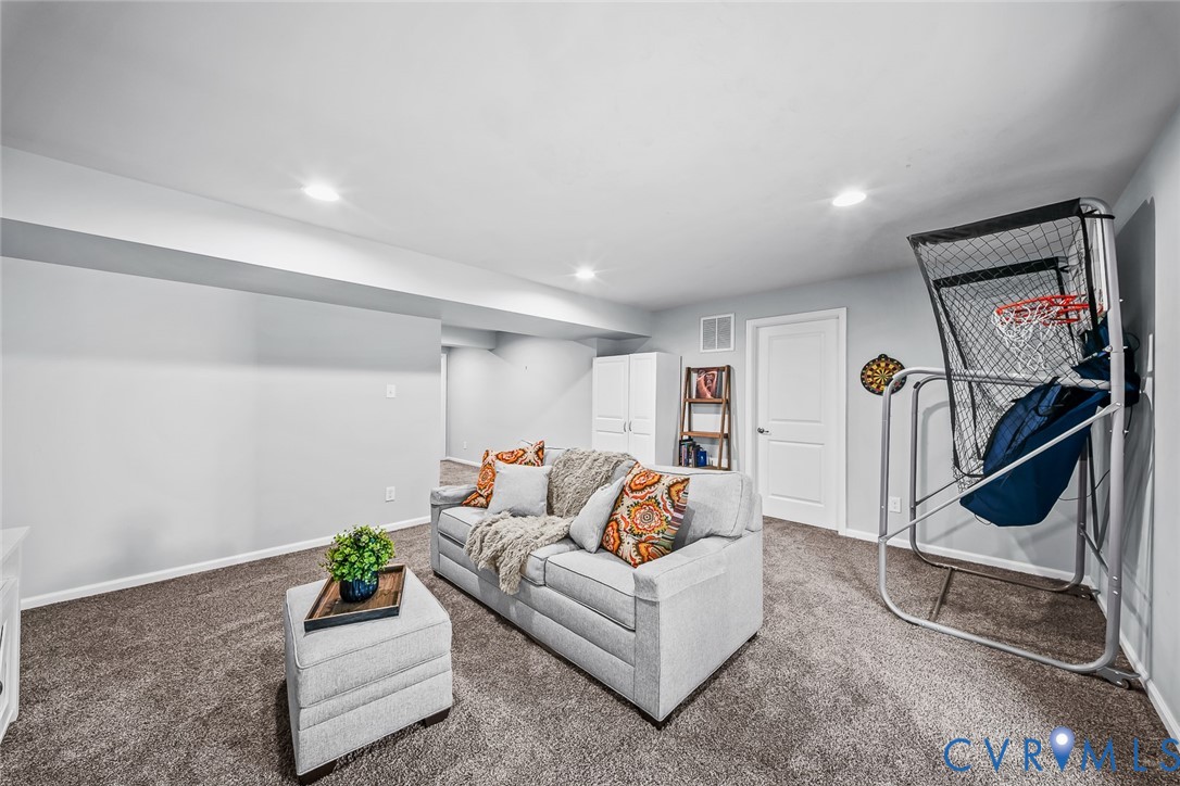 16901 White Daisy Loop