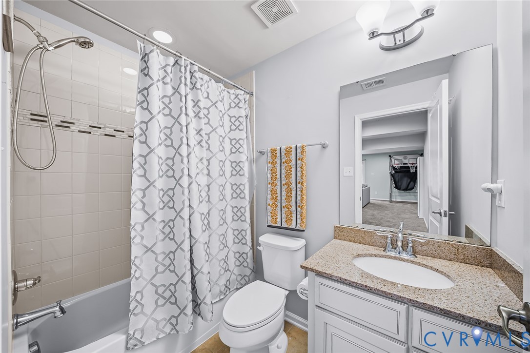 16901 White Daisy Loop