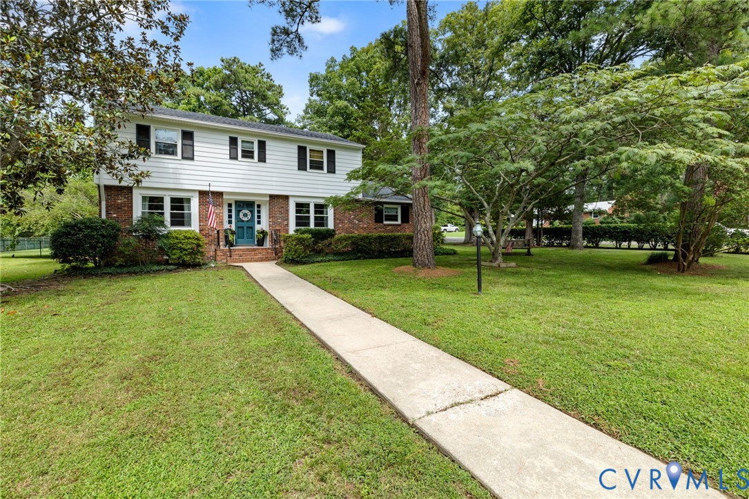 404 Aubery Rd