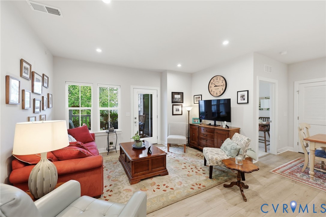 15801 Hallowell Rdg Unit#304