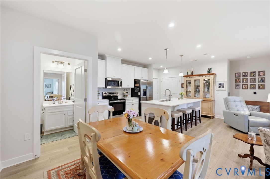 15801 Hallowell Rdg Unit#304