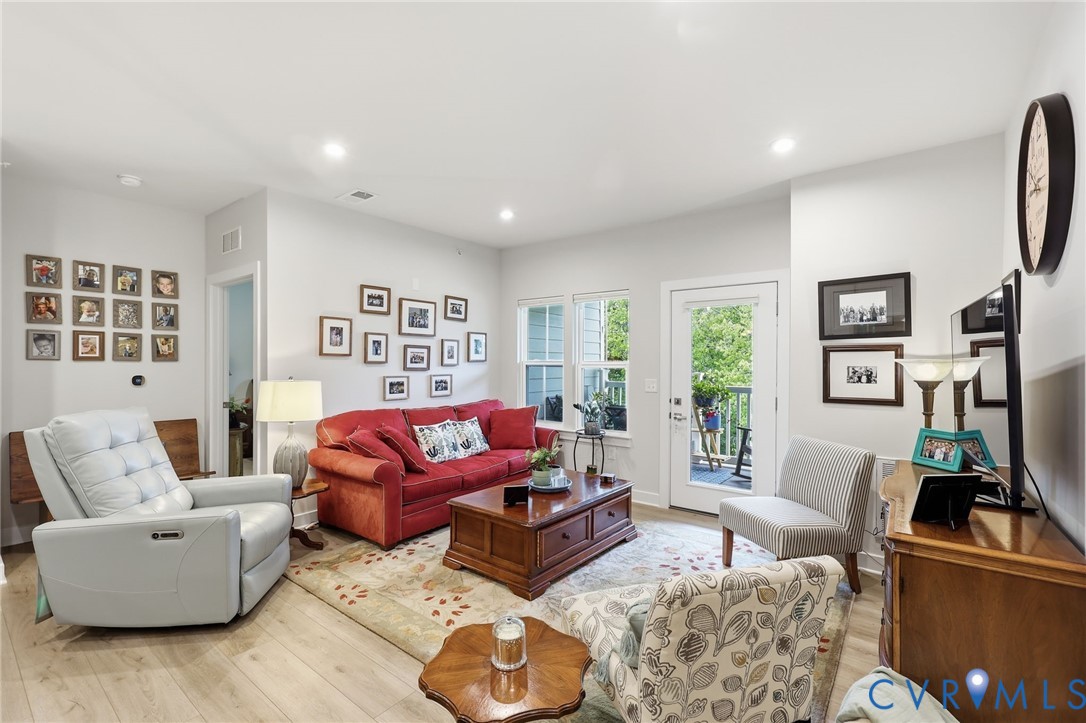 15801 Hallowell Rdg Unit#304