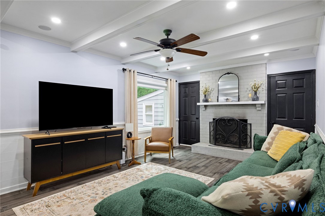 2303 Birnam Woods Ter
