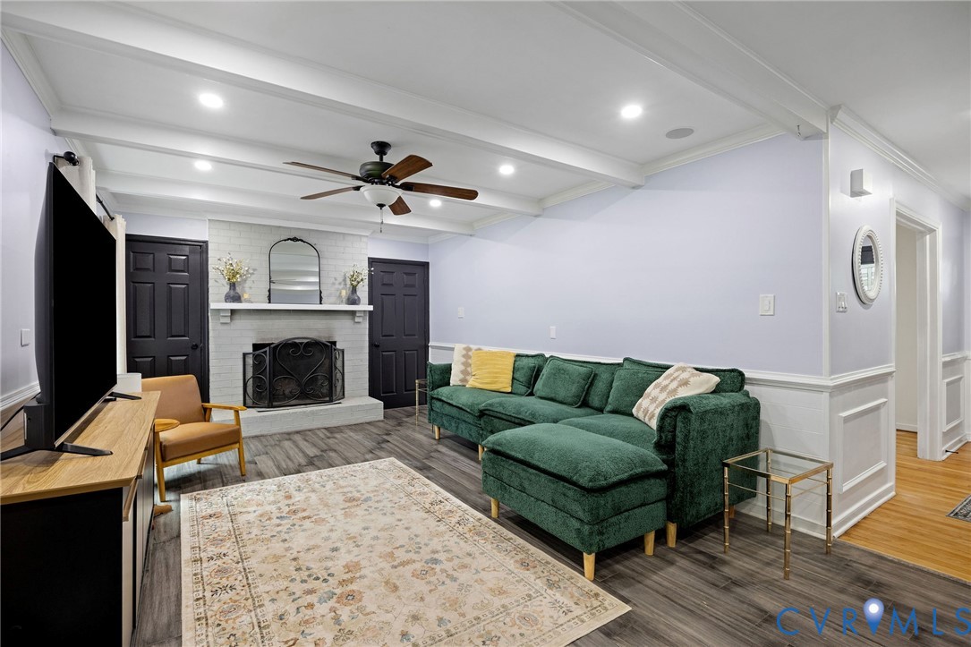 2303 Birnam Woods Ter