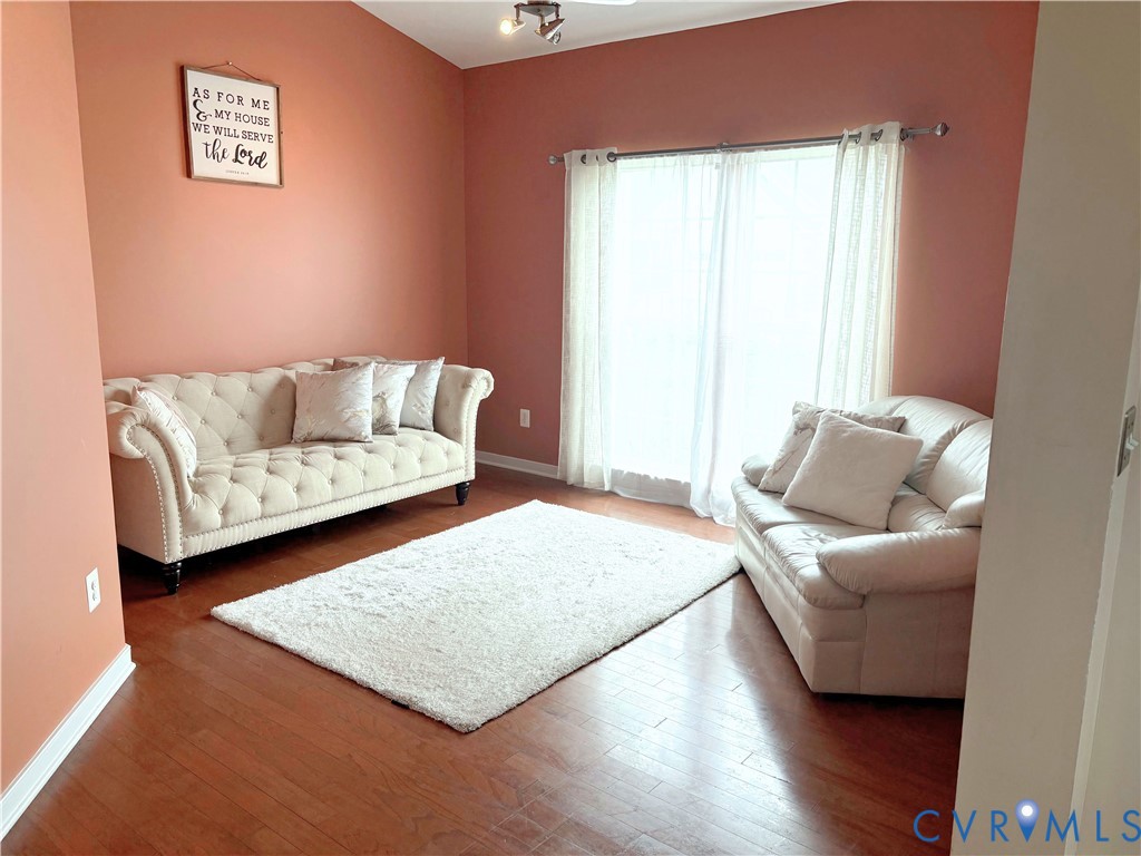5818 Yellow Jasmine Ter
