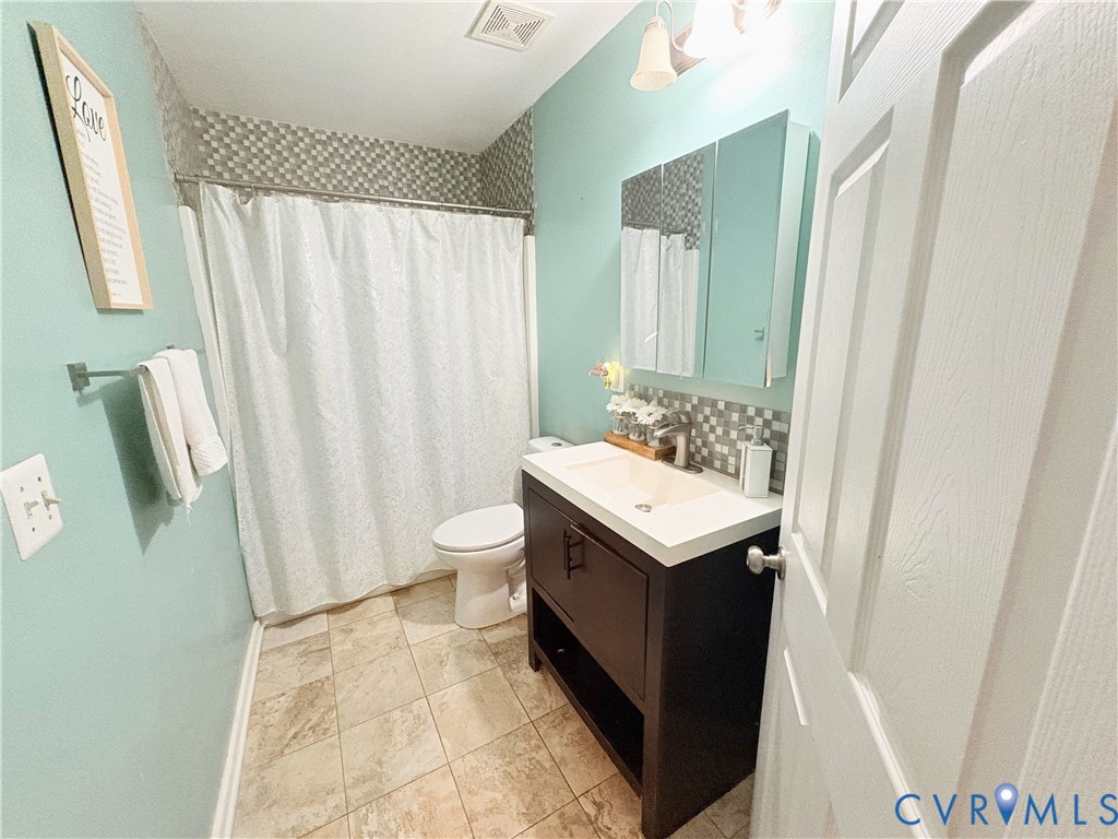 5818 Yellow Jasmine Ter