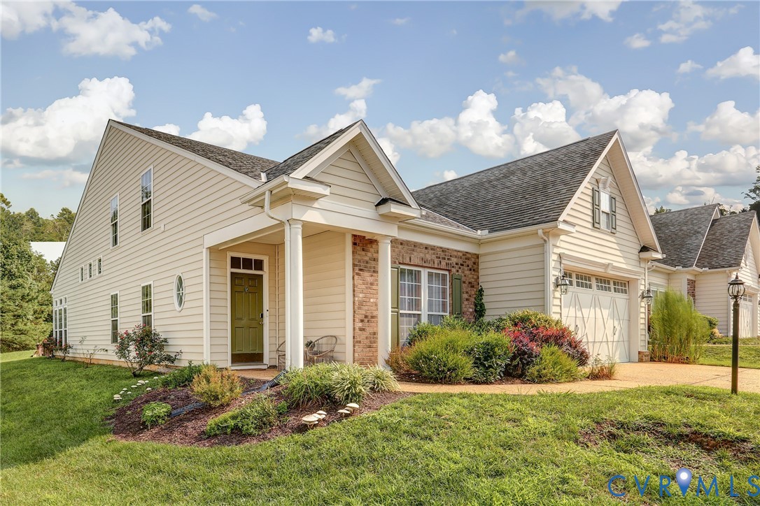 5818 Yellow Jasmine Ter