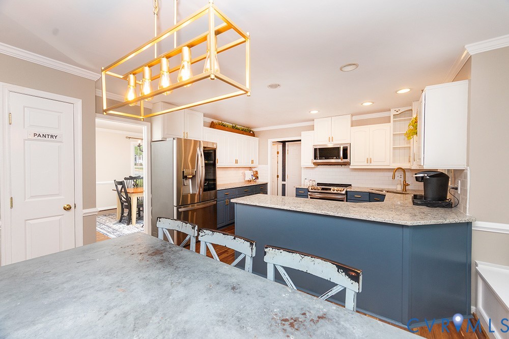 419 Rossmere Dr