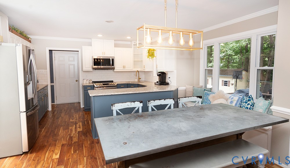 419 Rossmere Dr