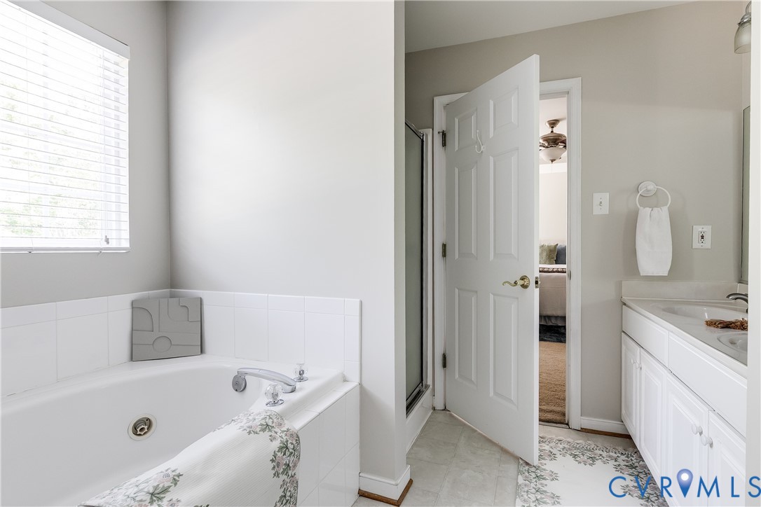 9506 Meredith Creek Ln