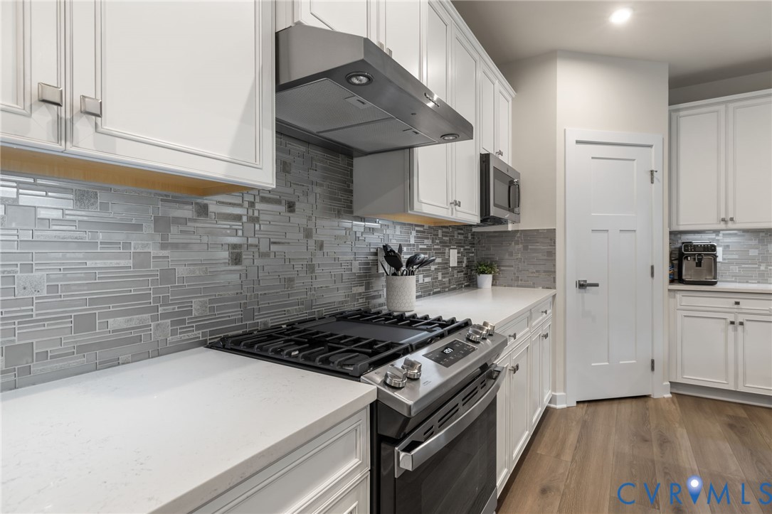 6249 Deer Summit Ct