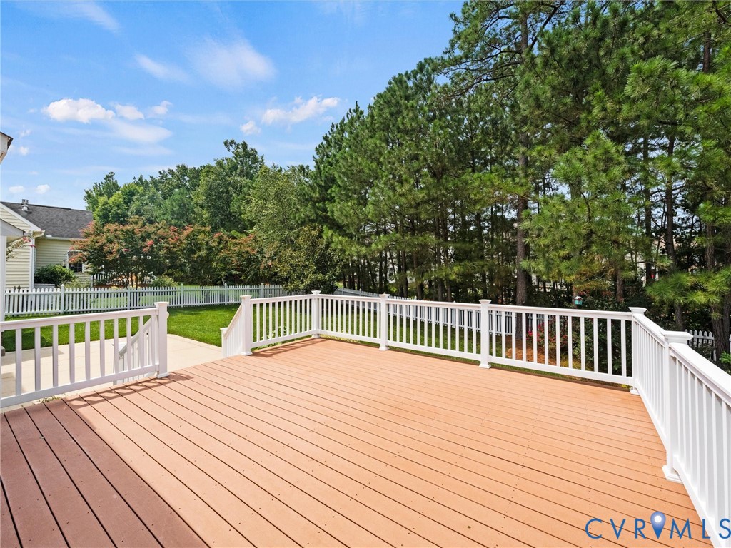 11000 Collington Dr
