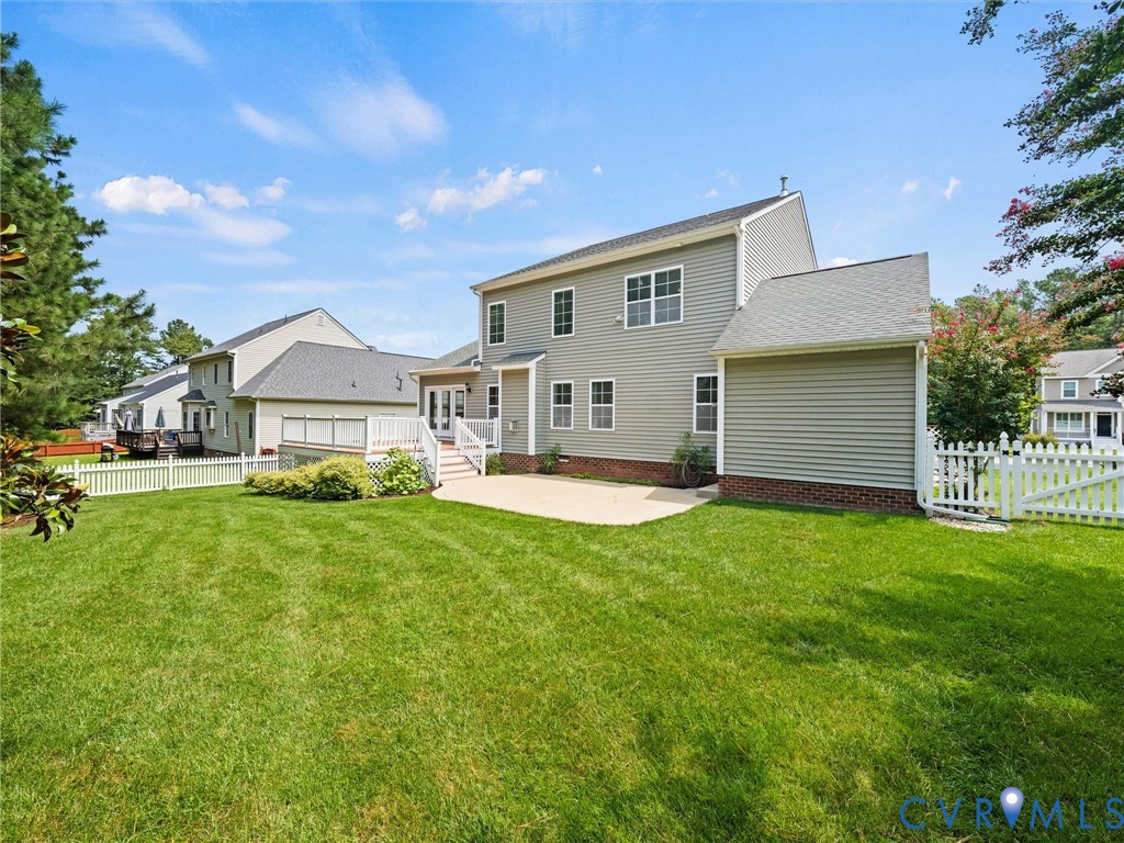 11000 Collington Dr