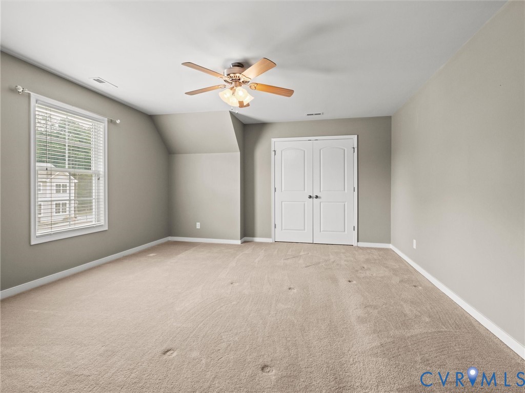 11000 Collington Dr