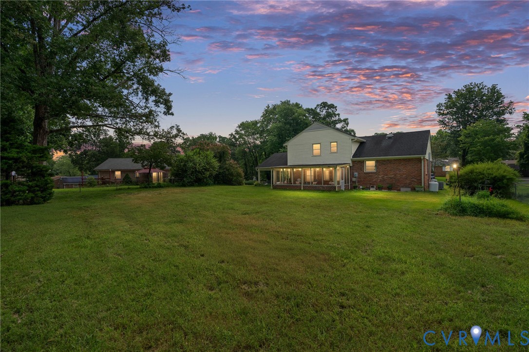 6710 Welch Dr