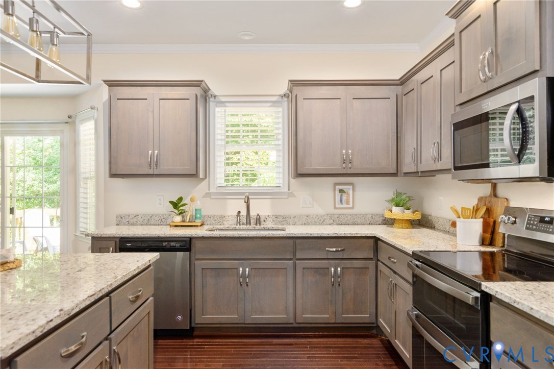 3101 Tadley Dr